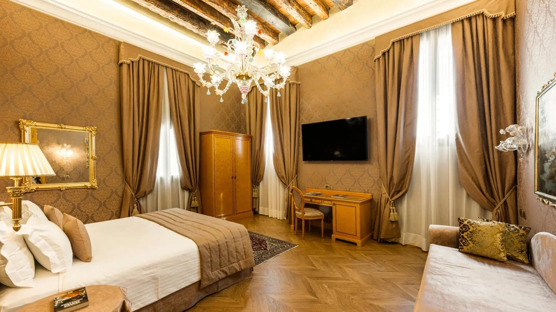 Palazzo Dei Mori Hotel Venice 3*,  Italy