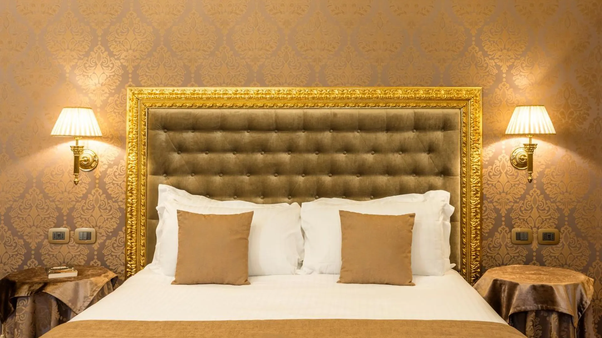 Palazzo Dei Mori Hotel Venice 3*,  Italy