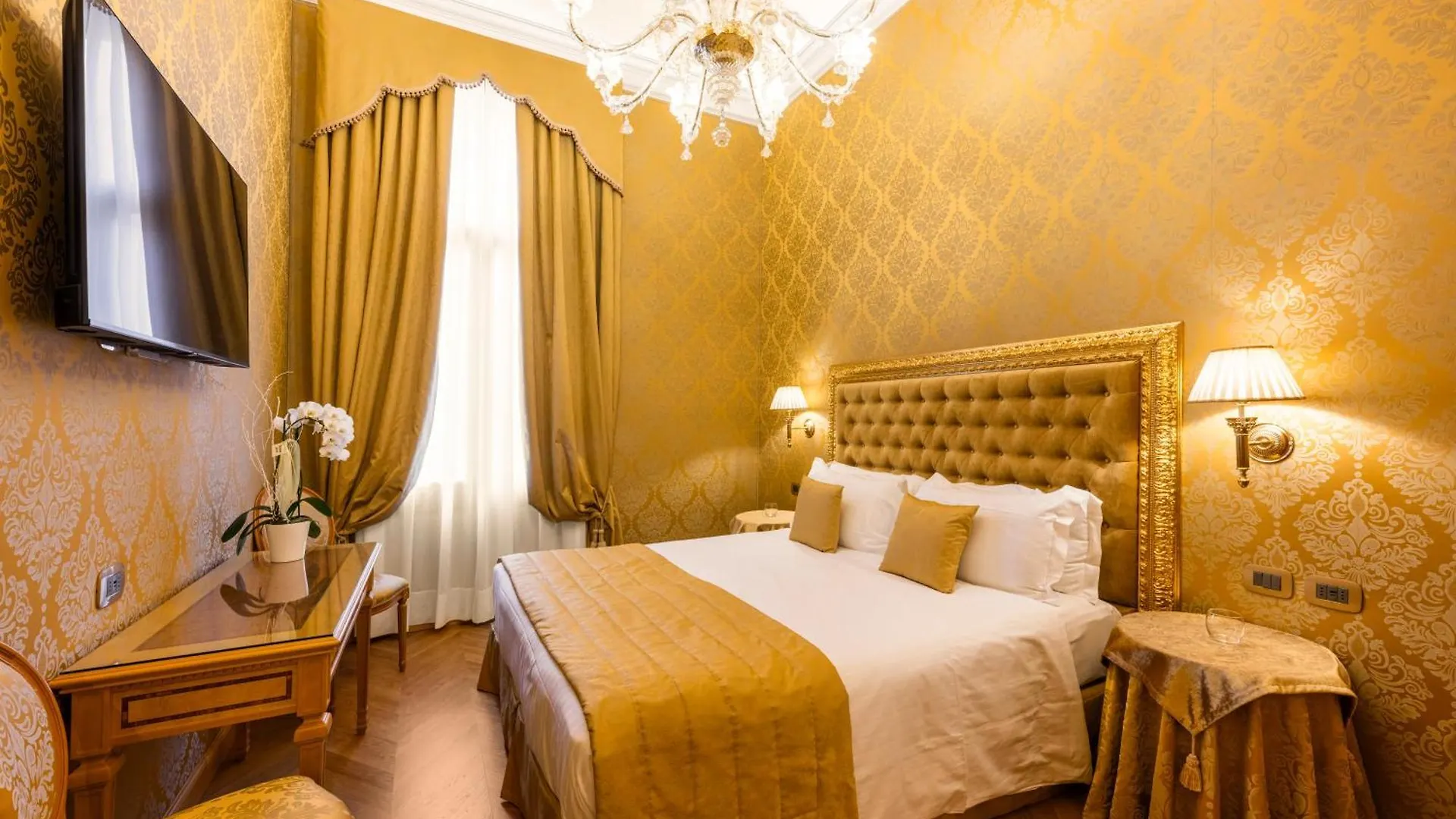 ***  Palazzo Dei Mori Hotel Venice Italy