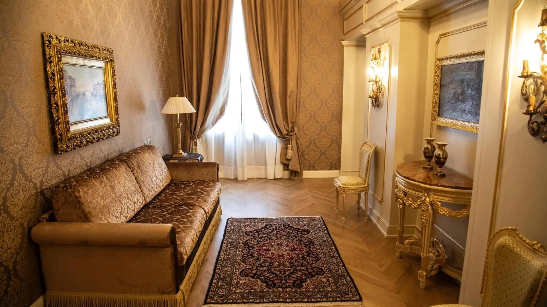 ***  Palazzo Dei Mori Hotel Venice Italy